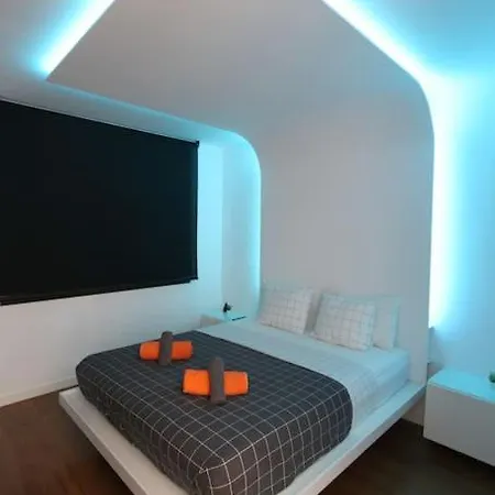 The Orange House, Barcelona, Luxury Holiday home *