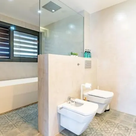 The Orange House, Barcelona, Luxury Holiday home Montgat