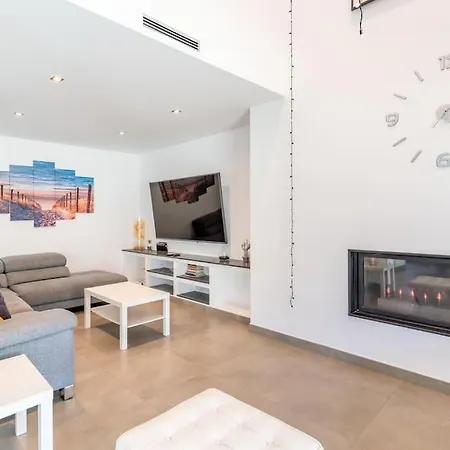 The Orange House, Barcelona, Luxury