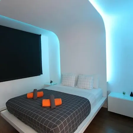 The Orange House, Barcelona, Luxury * Montgat