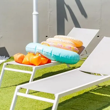 The Orange House, Barcelona, Luxury Holiday home *