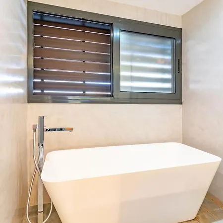 Holiday home The Orange House, Barcelona, Luxury Montgat